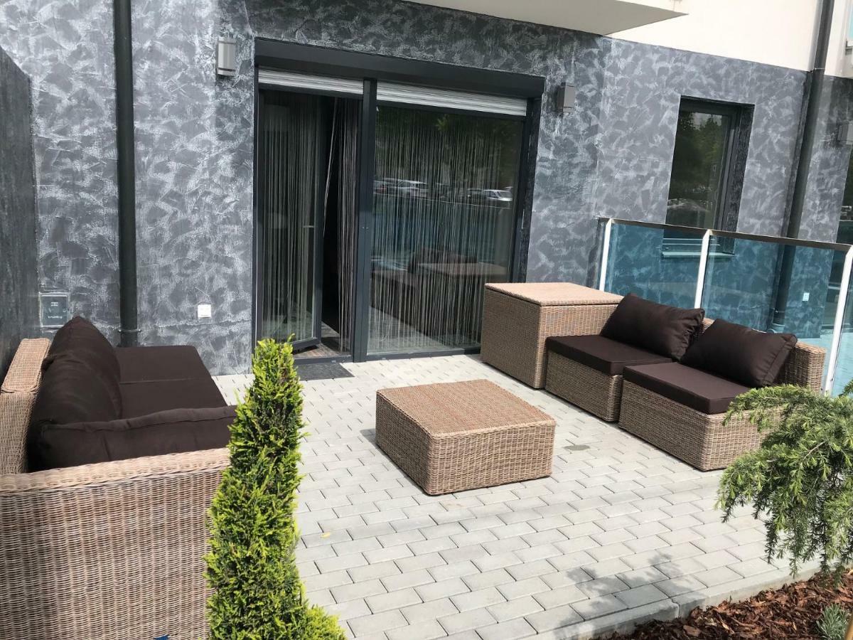 Orient Suite Sarvar Bagian luar foto