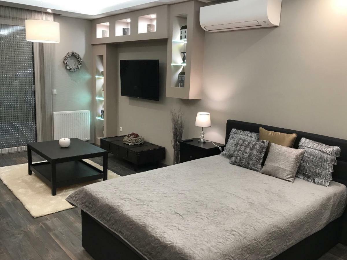 Orient Suite Sarvar Bagian luar foto